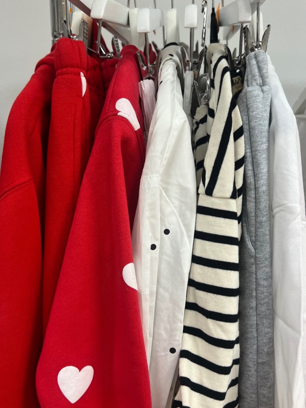 Bundle of 7 items.